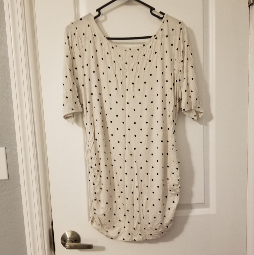 Keyhole maternity top